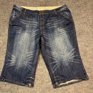 Venezia Womens Size 24 Denim Capri Jeans With Floral Embroidery